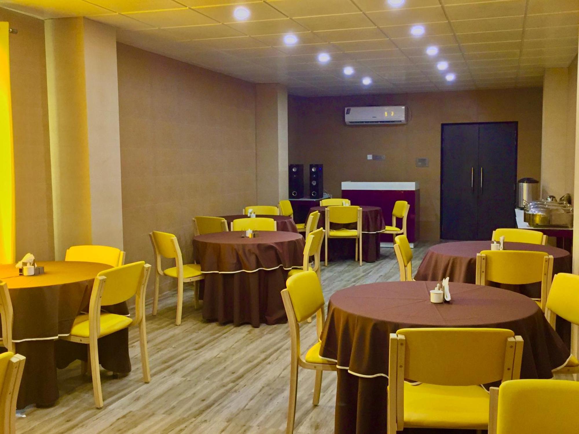 Ace Prime Hotel Greater Noida Exterior foto